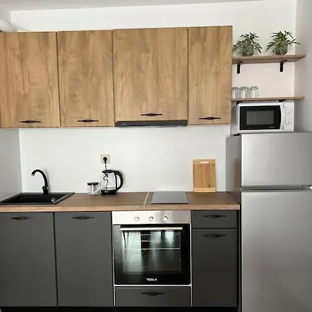 New And Stylish Tuthon Apartment
